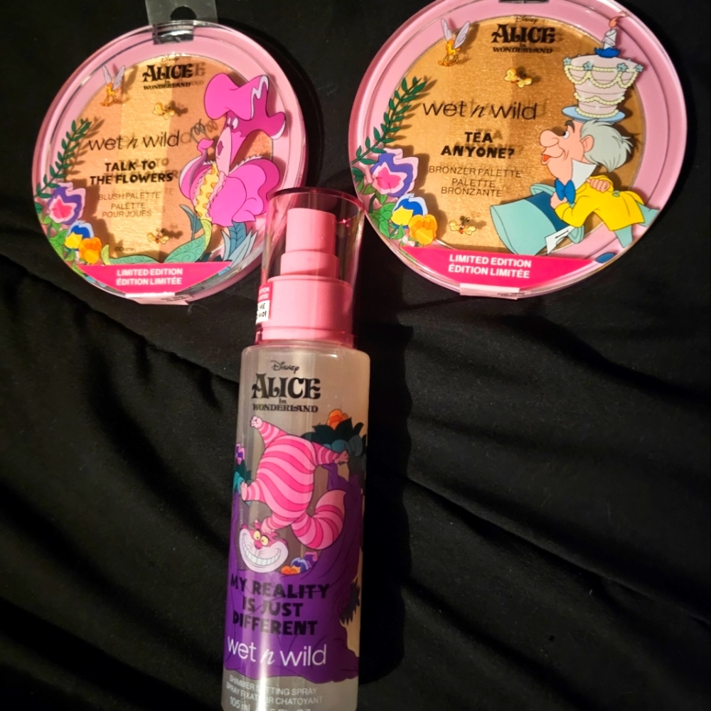 Wet and Wild Alice in Wonderland set